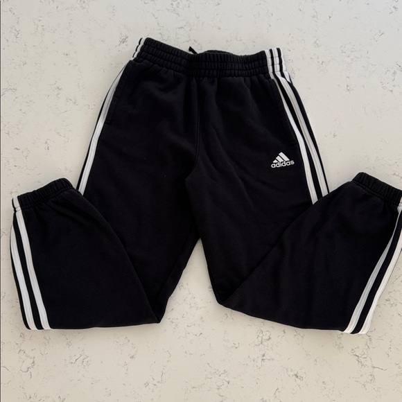Bundle of 4 Adidas Kids Pants - Picture 2 of 7